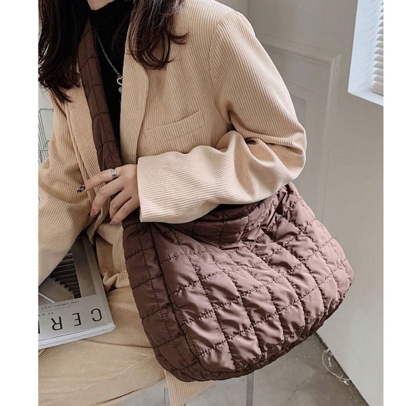 Luxe Quilted Puffer Messenger Shoulder Crossbody Travel Bag - Picture 2 of 8